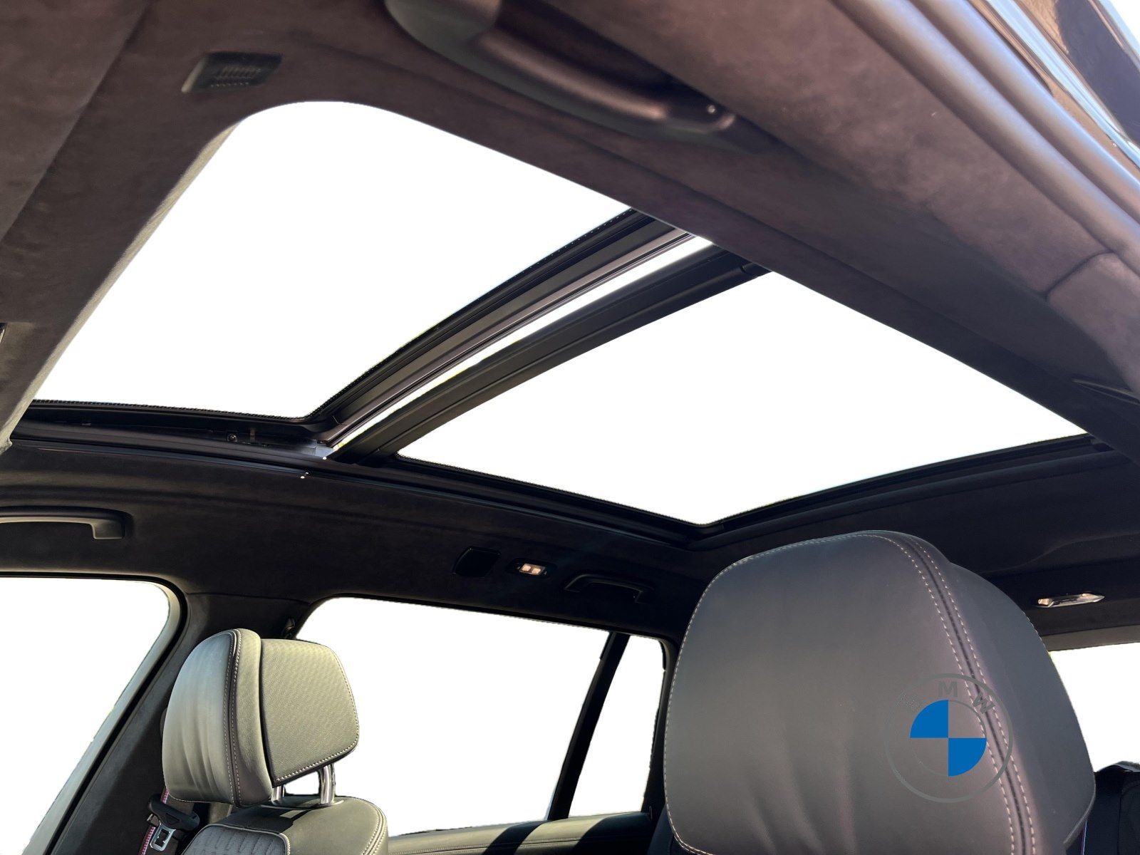 BMW X7 M60i xDrive Autobahnas Pano Sky AHK Sthzg H/K foto 19