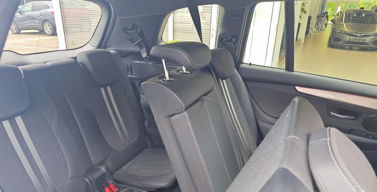 BMW 218 Grand Tourer M Sport 7-Sitzer AHK Navi SHZ foto 9