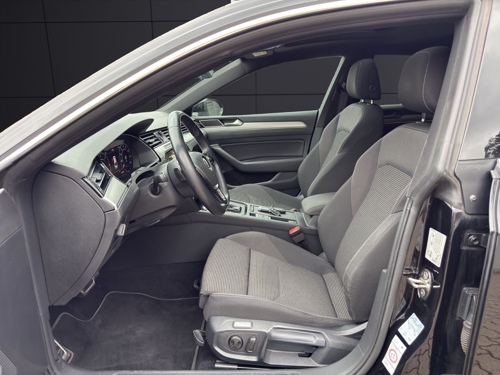 Volkswagen Arteon R-Line 2,0 TDI DSG *PANO*VIRTUAL*STH.*LED foto 11