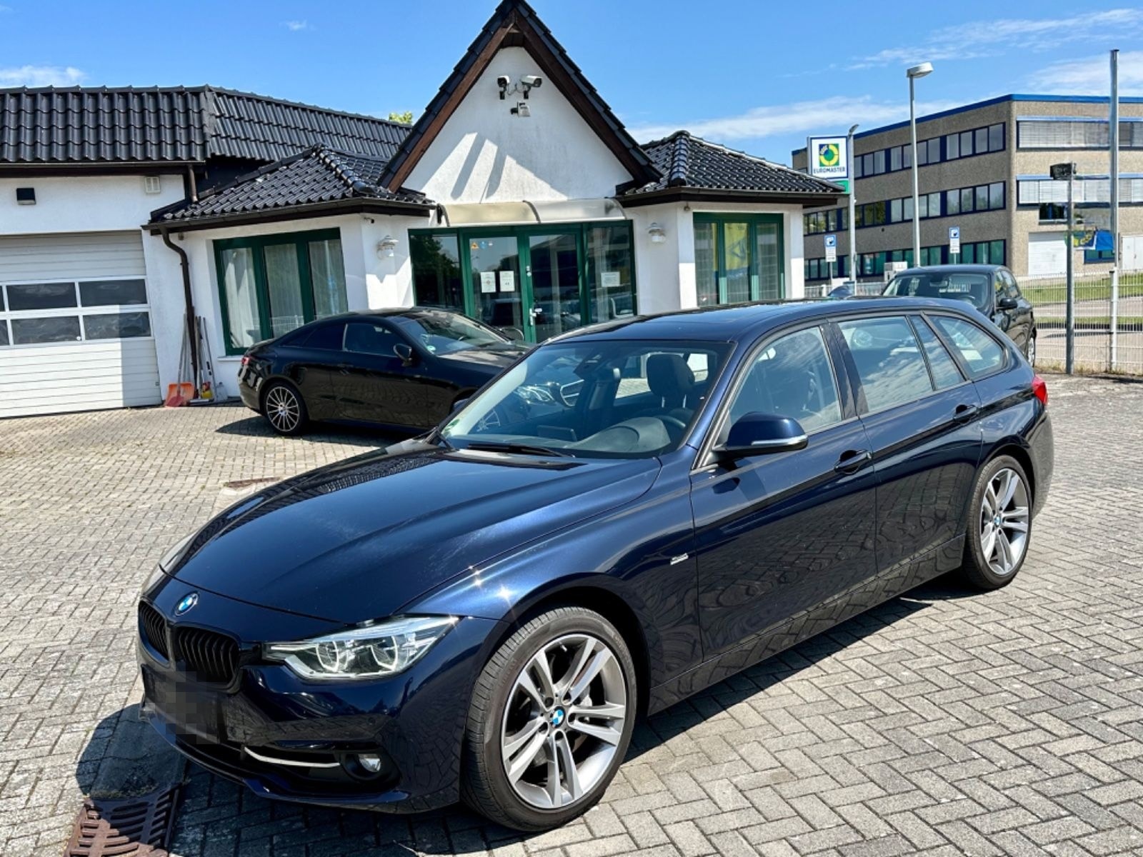 BMW 335d Touring xDrive Sport Line *LCI*PANO*SPUR* foto 1