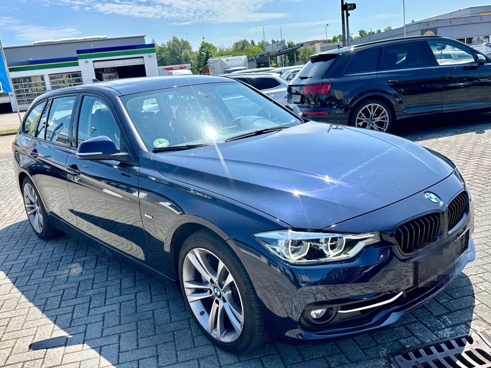 BMW 335d Touring xDrive Sport Line *LCI*PANO*SPUR* foto 2