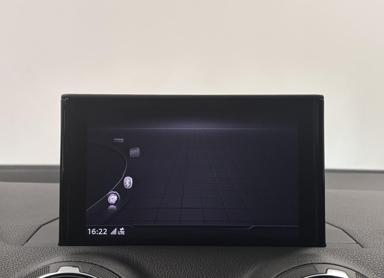 Audi Q2 TDI quattro S-Line LED Navi SFW Sound foto 24