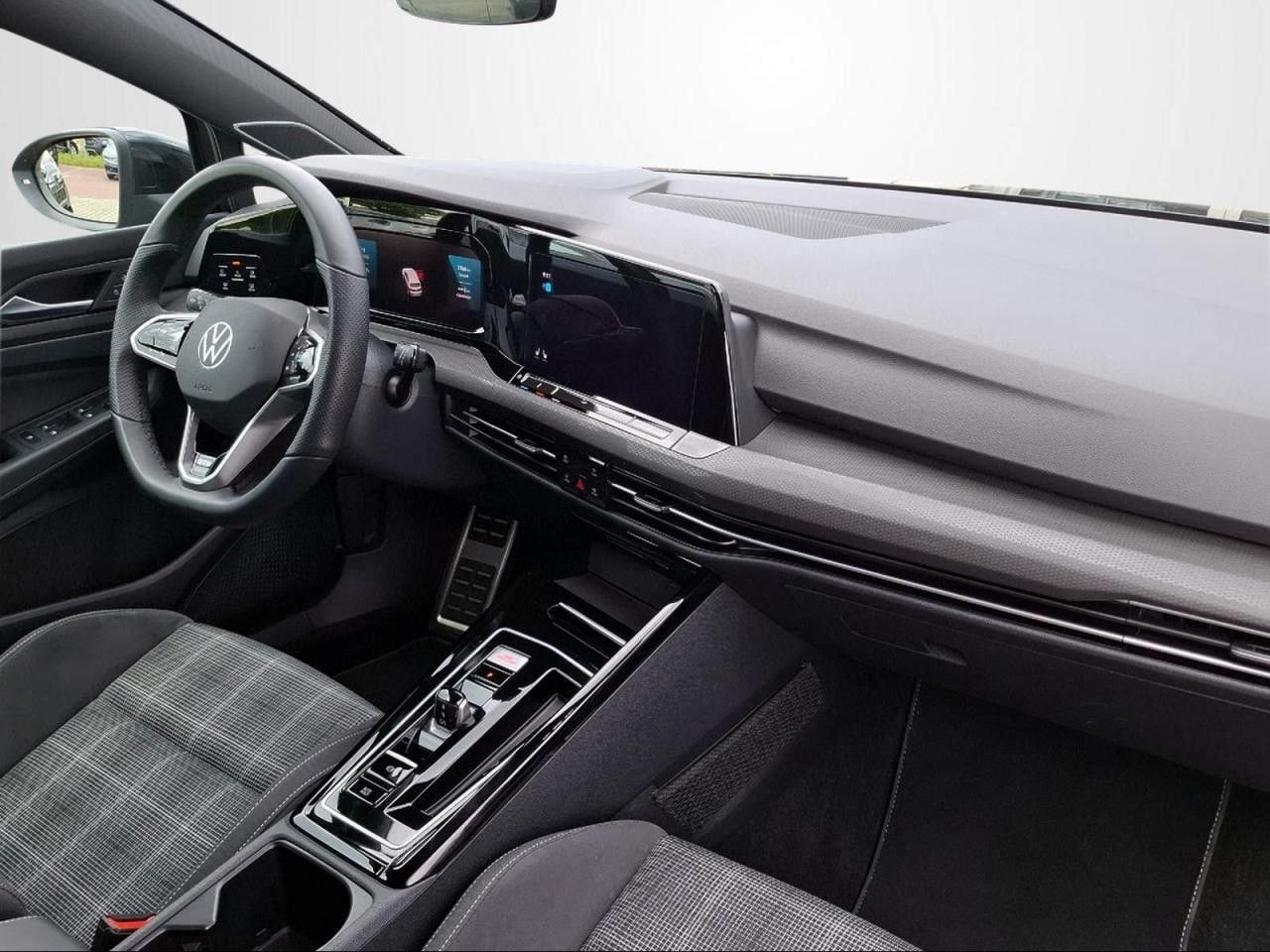 Volkswagen GOLF VIII GTD 2.0 TDI DSG IQ.LIGHT+CAM+H&K+APP foto 11