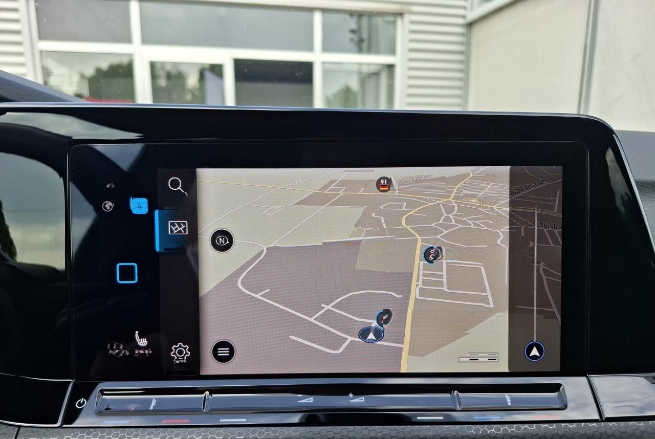 Volkswagen GOLF VIII GTD 2.0 TDI DSG IQ.LIGHT+CAM+H&K+APP foto 15