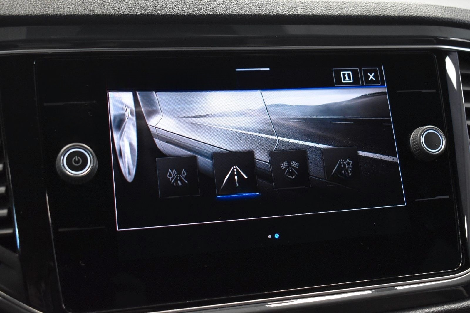 Volkswagen T-Roc Sport *1.HAND *KAMERA *LEDER *SHZ *TOTWINK foto 24