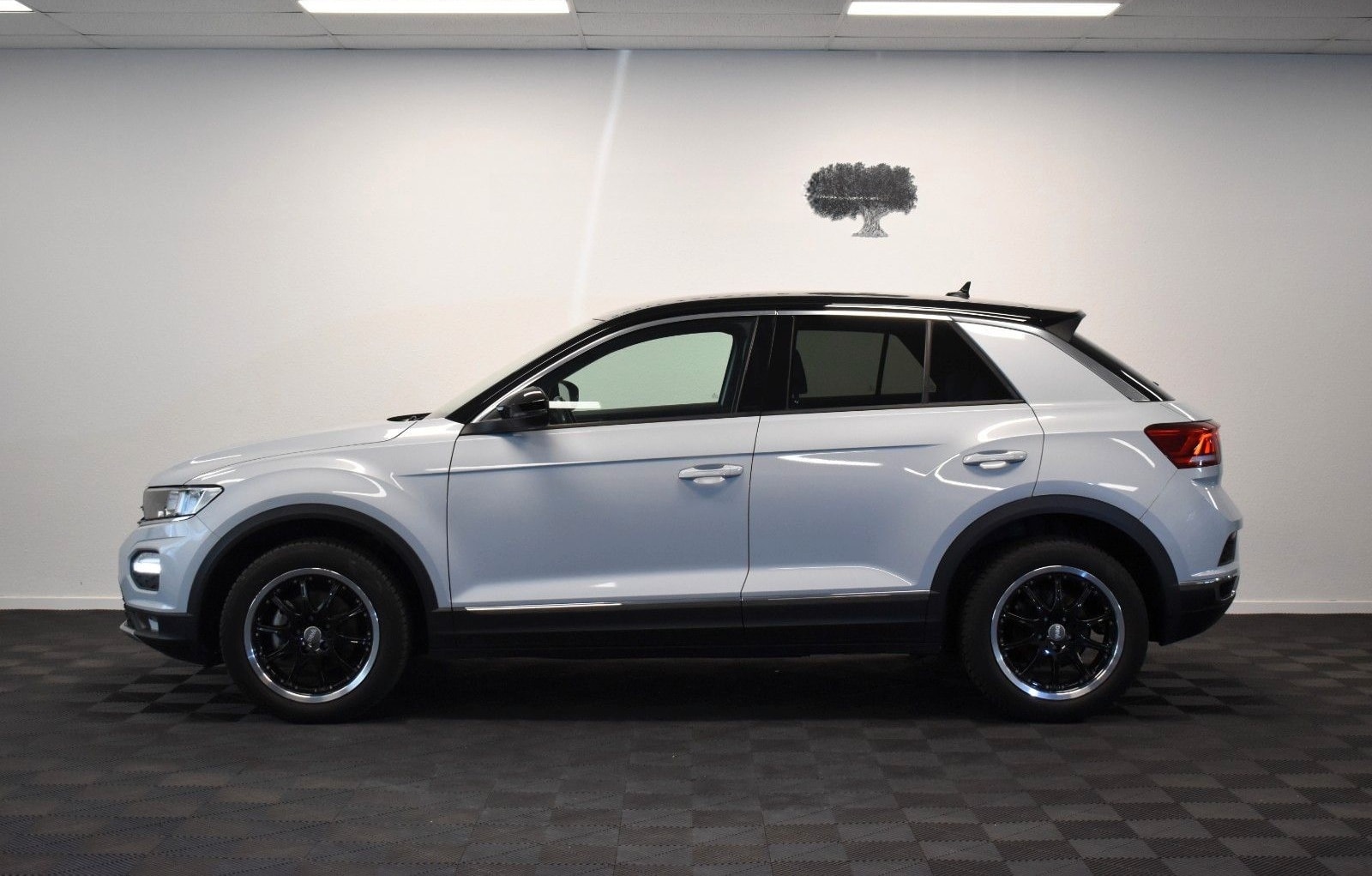 Volkswagen T-Roc Sport *1.HAND *KAMERA *LEDER *SHZ *TOTWINK foto 7
