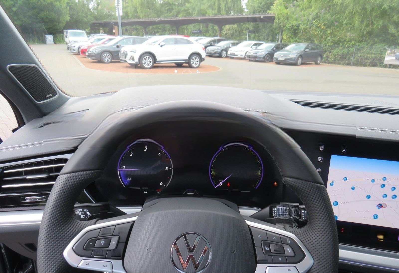 Volkswagen Touareg 3.0 TDI 4Motion R-Line foto 13