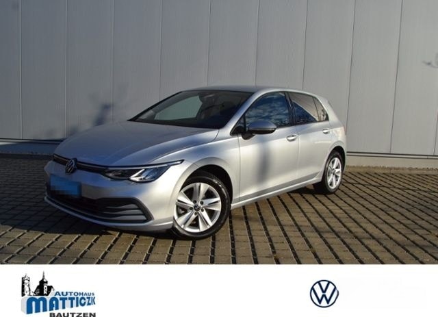 Volkswagen Golf VIII 1.5 TSI Life LED/NAVI+VZE/16-ZOLL/PDC/ foto 1