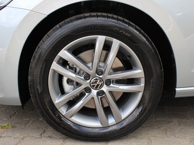 Volkswagen Touran 1.5 TSI Comfortline DSG NAVI/KLIMA/RFK foto 3