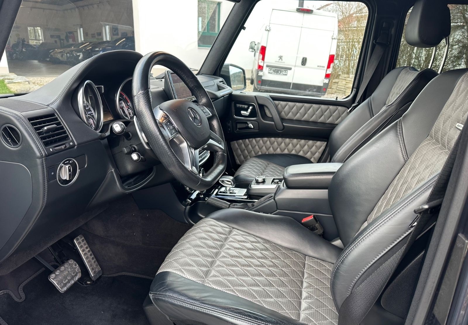 Mercedes-Benz G 63 AMG G -Modell Station G 63 AMG foto 14