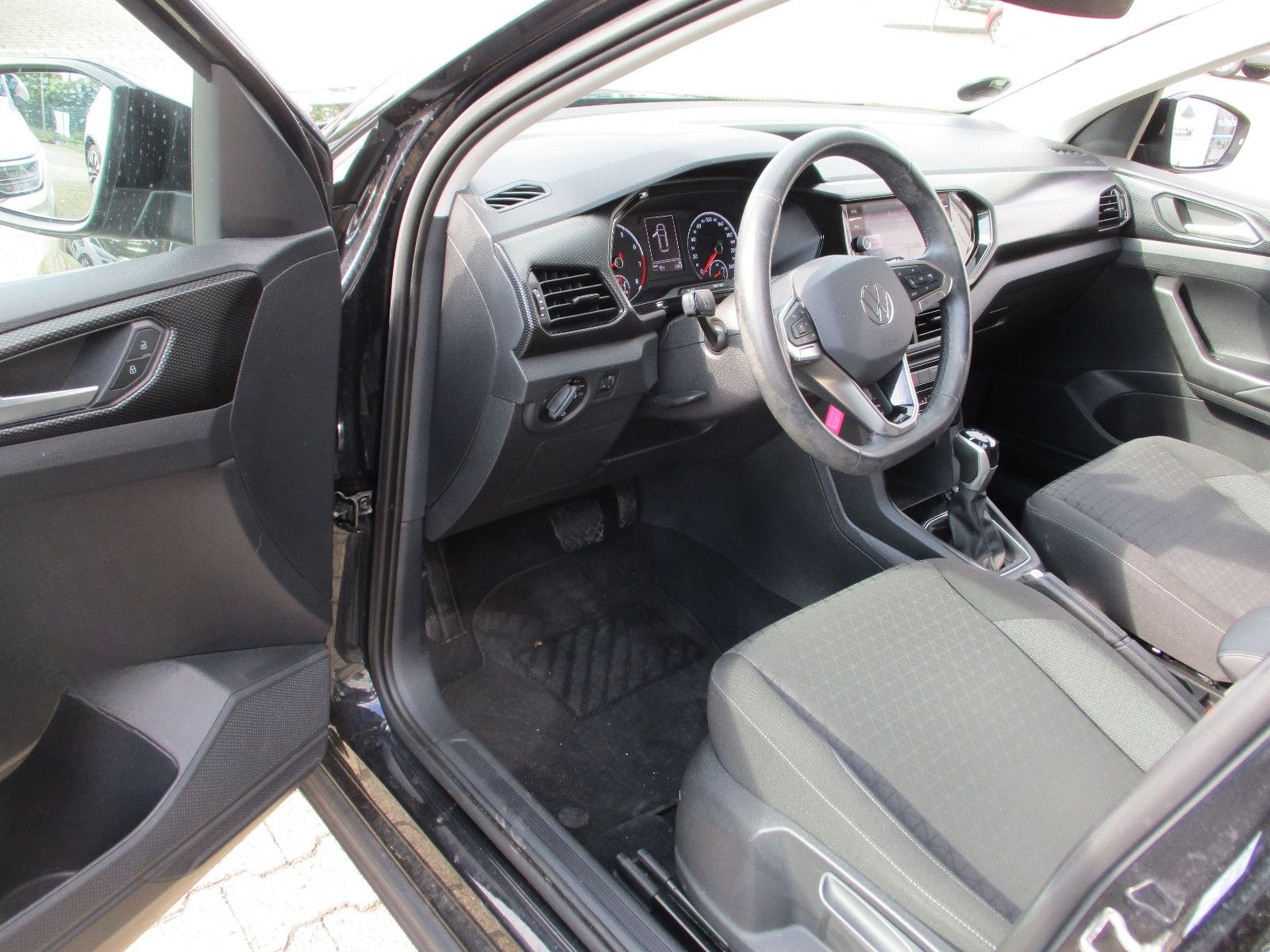 Volkswagen T-Cross Life DSG KAM ACC  Ready2Disc. foto 18