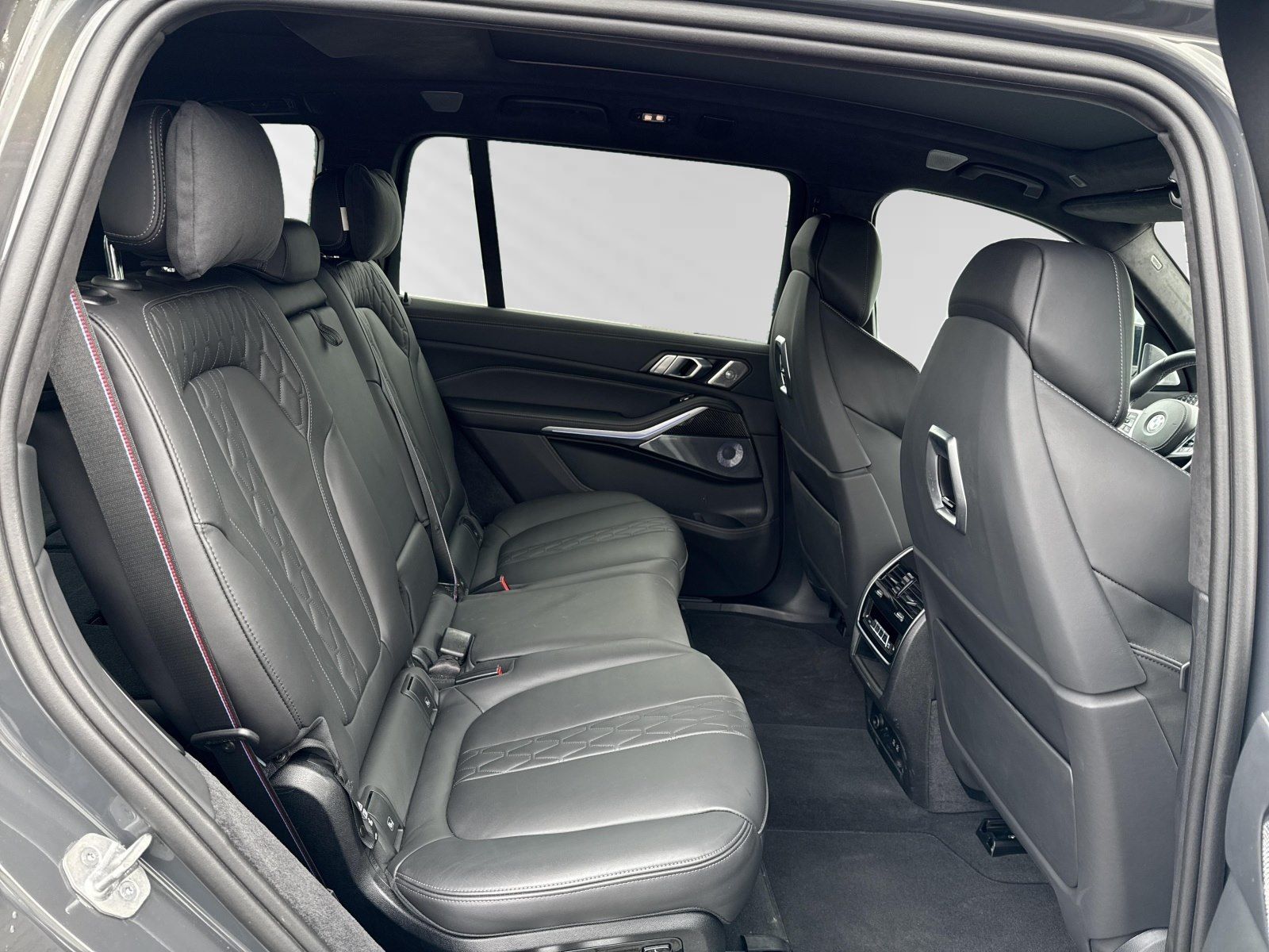 BMW X7 M60i M Sport Pro|AHK|Standhzg.|Pano|B&W foto 13