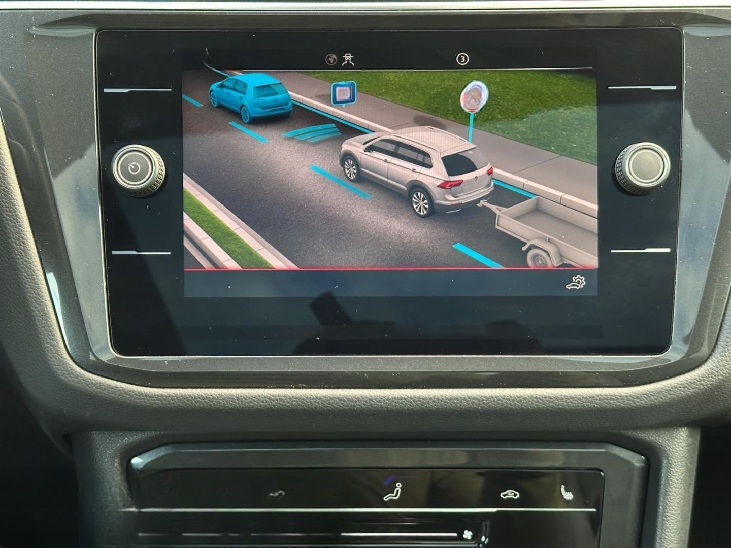 Volkswagen Tiguan 2.0 TSI DSG 4Mo. R-Line STANDH PANO AHK V foto 25