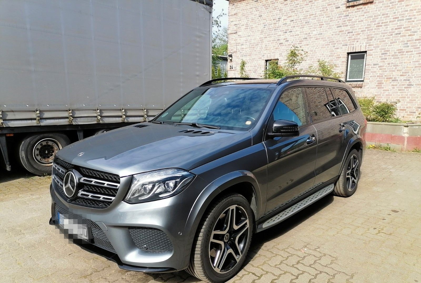 Mercedes-Benz GLS 350 GLS -Klasse GLS 350 d 4Matic, AMG Line foto 3