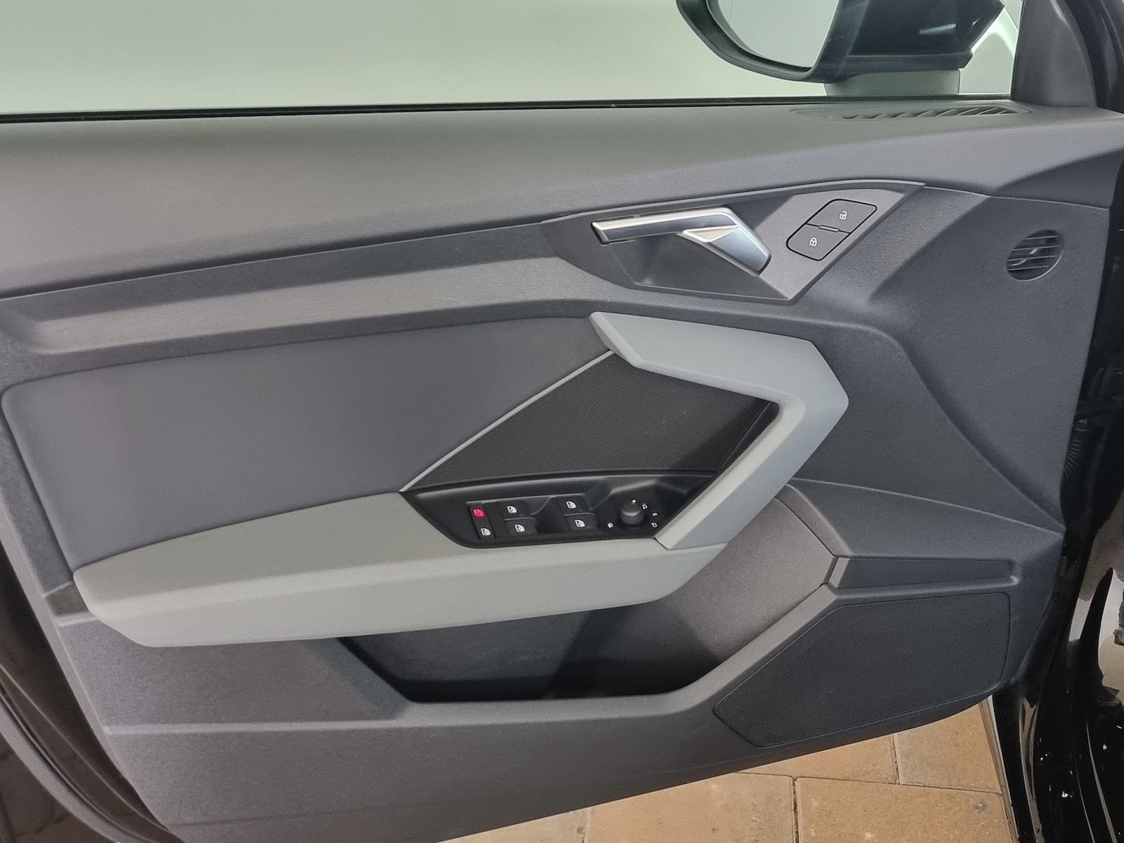 Audi A3 30TFSI limo Navi Leder Digital VIC Kamera LED foto 21