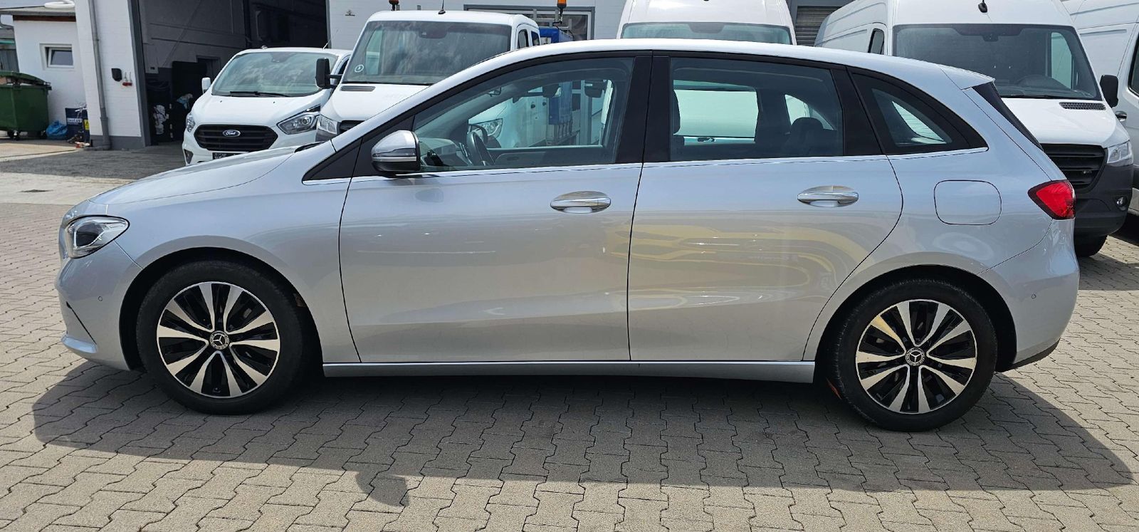 Mercedes-Benz B 180 B 180 d VirtualCockpit*Navi*Elektrische-AH foto 8