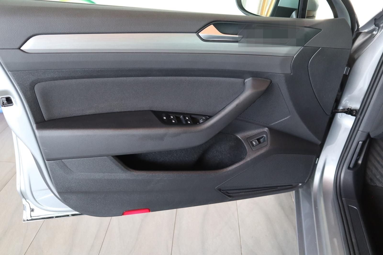 Volkswagen Passat Variant 2.0 TDI |Navi|LED|Kamera|Sitzheiz foto 14