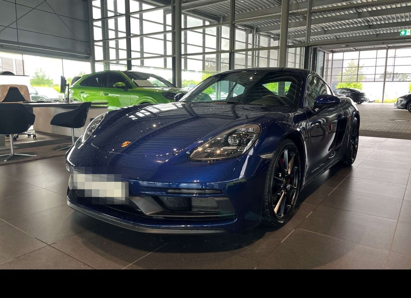 Porsche Cayman 718 GTS 4.0 Enzianblau Sportabgasanlage foto 1