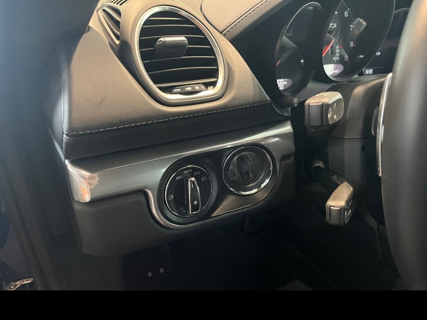 Porsche Cayman 718 GTS 4.0 Enzianblau Sportabgasanlage foto 13