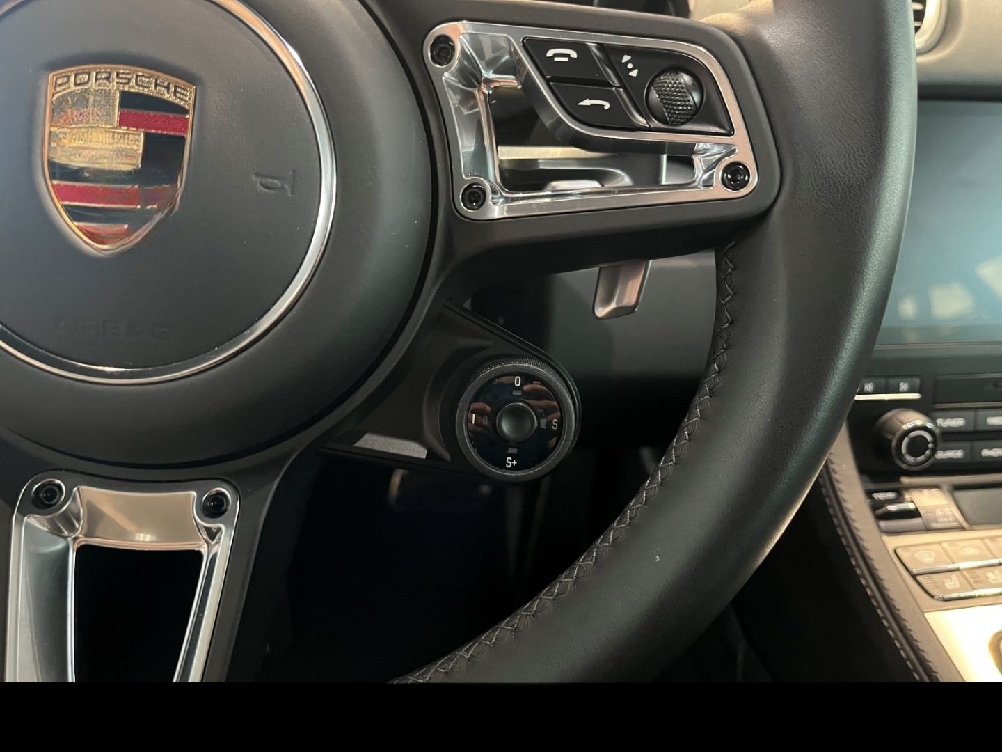 Porsche Cayman 718 GTS 4.0 Enzianblau Sportabgasanlage foto 16