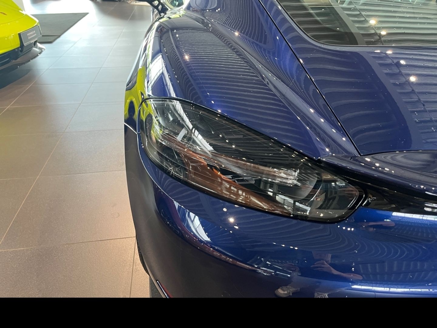 Porsche Cayman 718 GTS 4.0 Enzianblau Sportabgasanlage foto 8