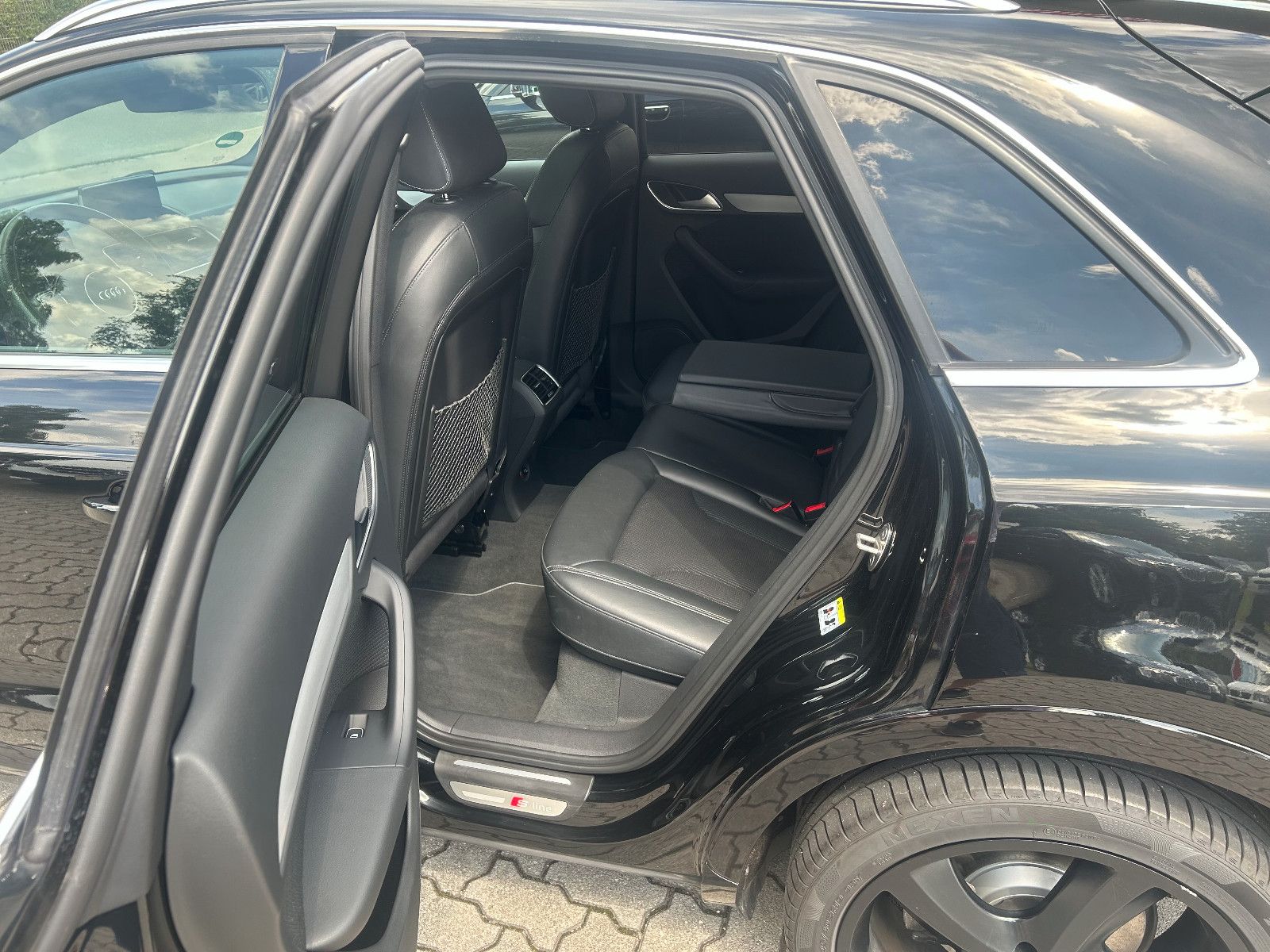 Audi Q3-Sport-S-LineQuattro-LED- Navi-PDC-Kamera-AHK- foto 10