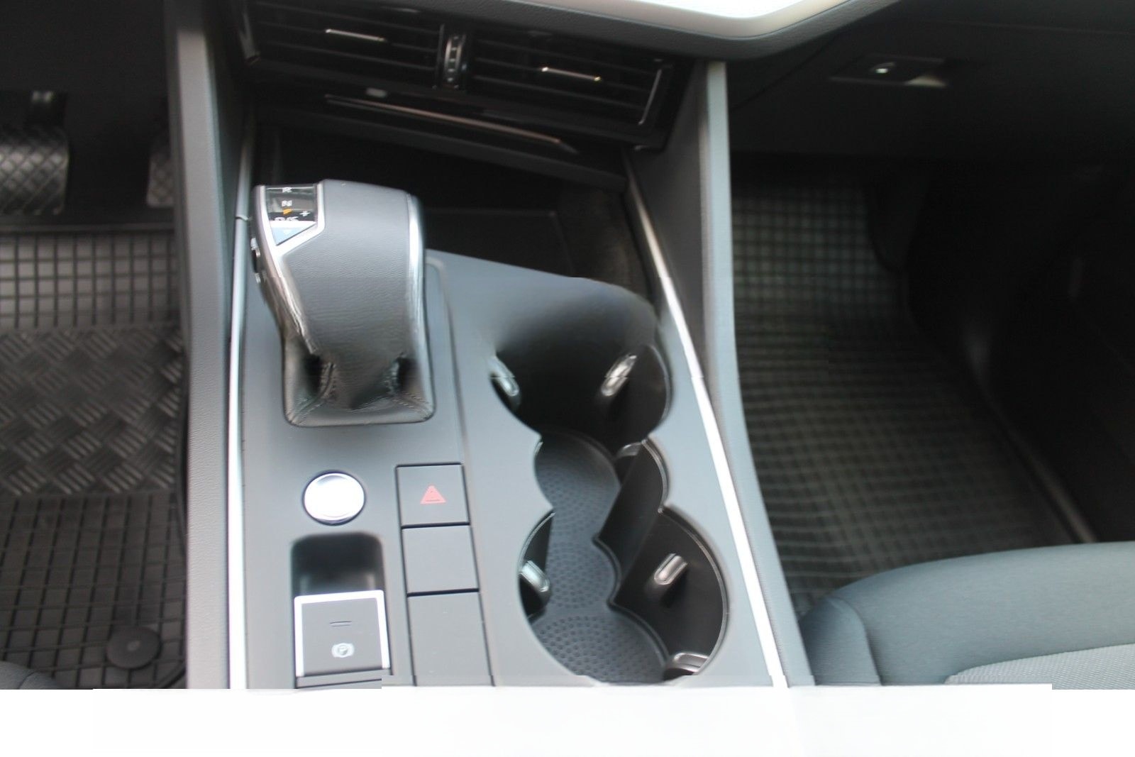 Volkswagen Touareg 3.0 V6 TDI 4MOTION DSG LED AHK RÜKA foto 11