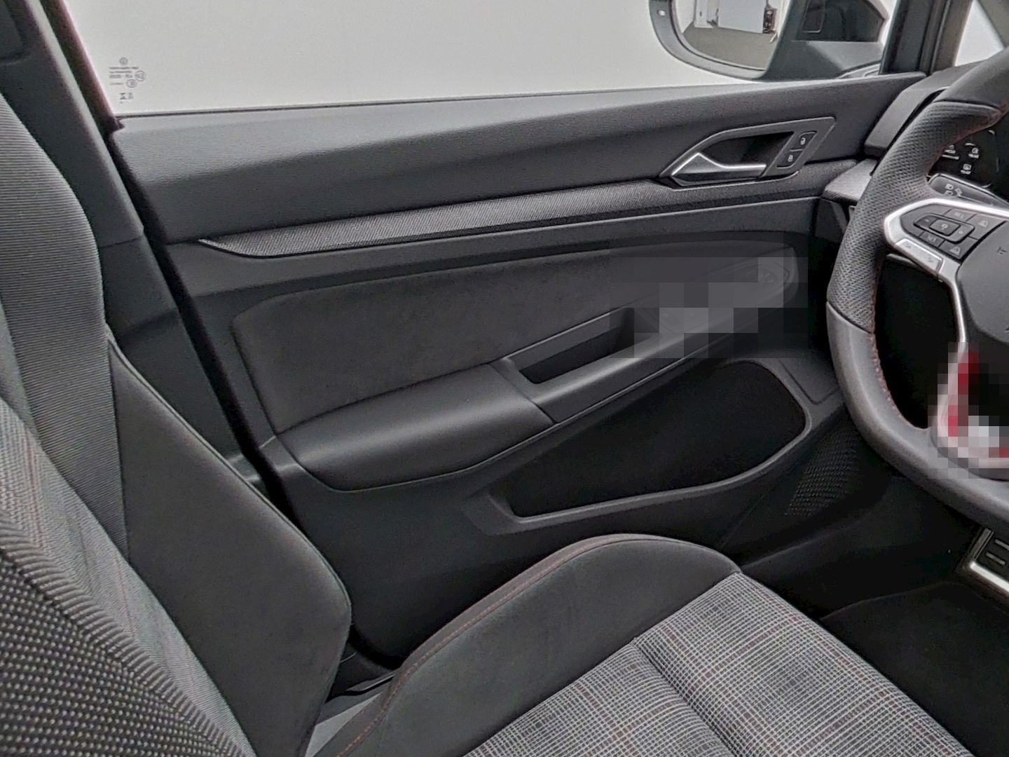 Volkswagen Golf GTI 8 2.0 TSI DSG BLACK STYLE AHK PANO NAVI foto 6