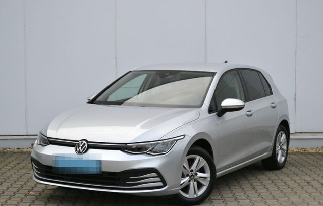 Volkswagen Golf VIII 1.5 TSI Life LED/NAVI+VZE/16-ZOLL/PDC/ foto 2