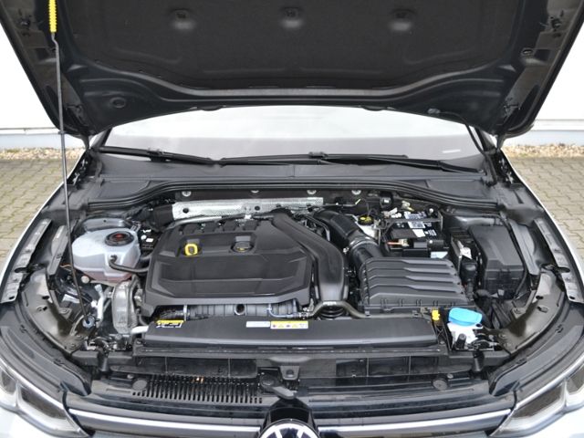 Volkswagen Golf VIII 1.5 TSI Life LED/NAVI+VZE/16-ZOLL/PDC/ foto 11