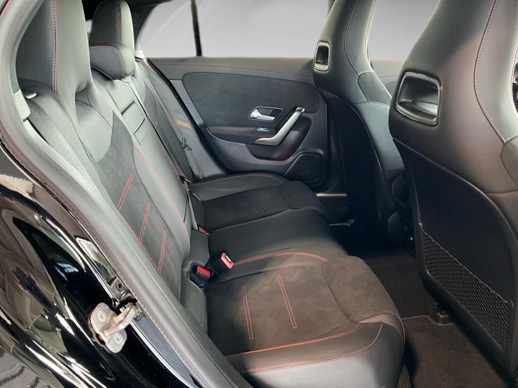 Mercedes-Benz CLA 220 d AMG Shooting Brake AUT Kam. KeyLess foto 11