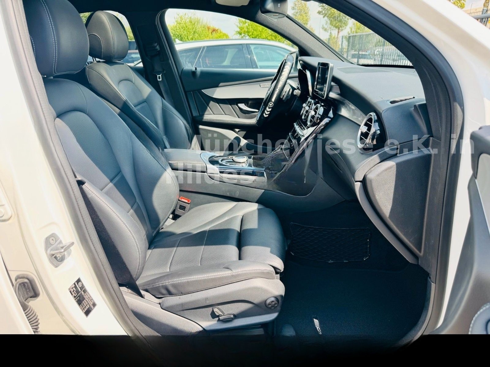 Mercedes-Benz GLC 300 Coupe 4M *AMG*BURMESTER*CAM*HUD*KEYLESS* foto 13