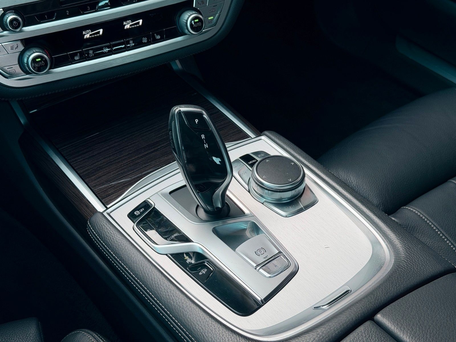 BMW 740 d xDrive *Driv.Ass.Plus*Schiebedach foto 20