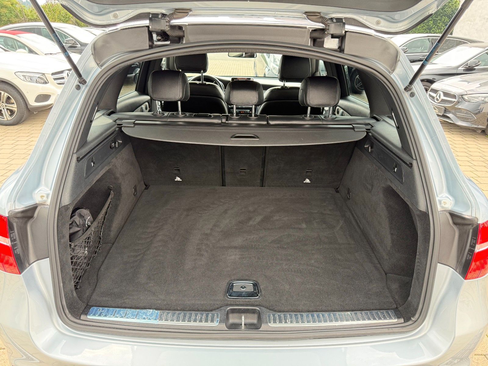 Mercedes-Benz GLC 250 d 4Matic*AMG*NAVI*KAMERA*LED*AHK*19''ALU foto 19