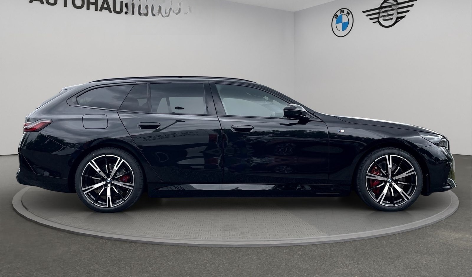 BMW i5 xDrive40 Tour. M Sport Pro 20"LM AHK Glasdach foto 3