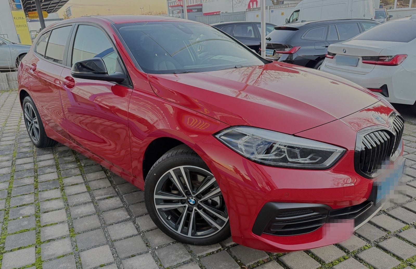 BMW 118 i LED, Rückfahrkamera,CarPlay,Rot METALLI foto 10