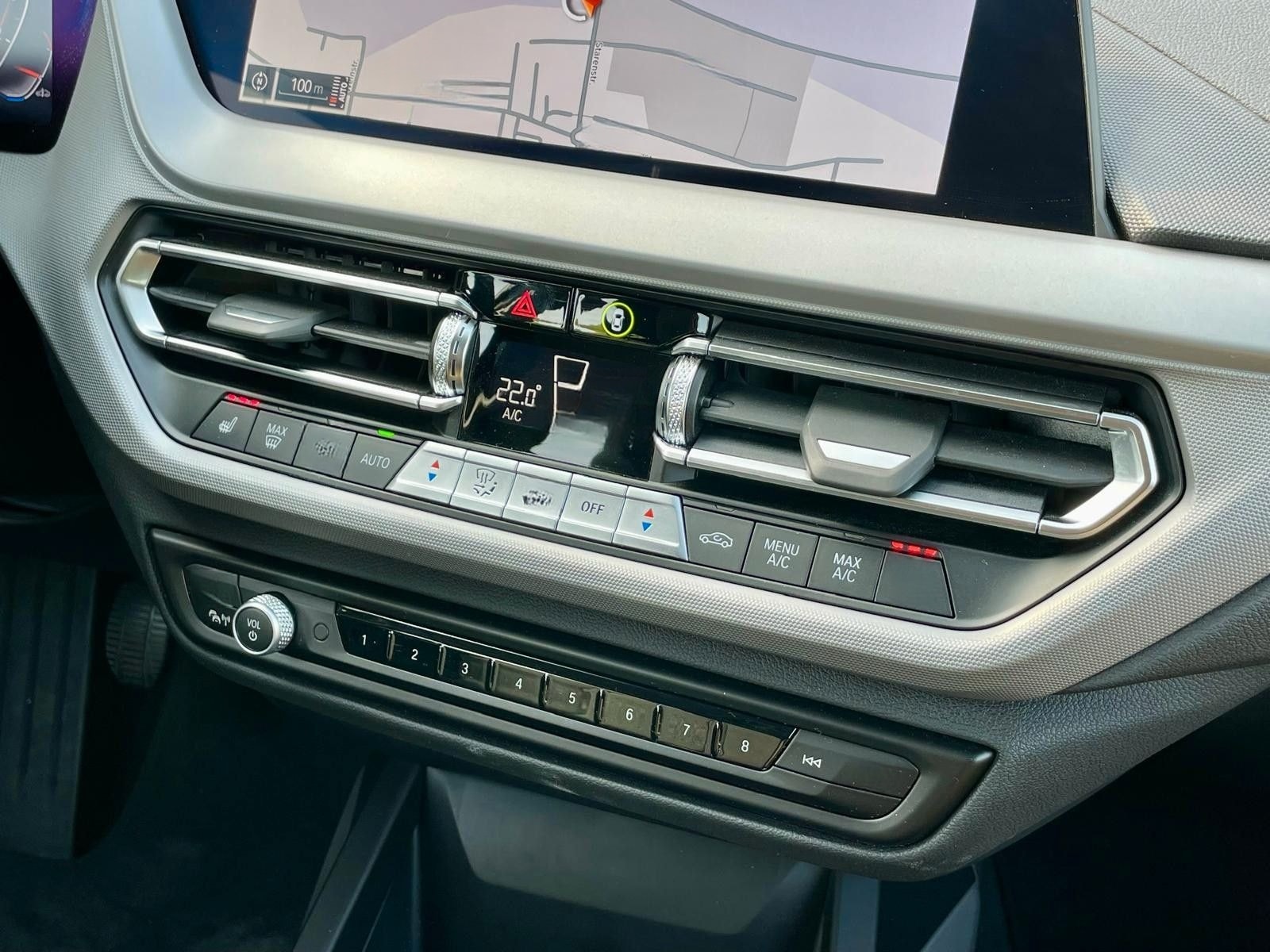 BMW 116i Advantage *SHZ*LHZ*NAVIGATION*CARPLAY* foto 22