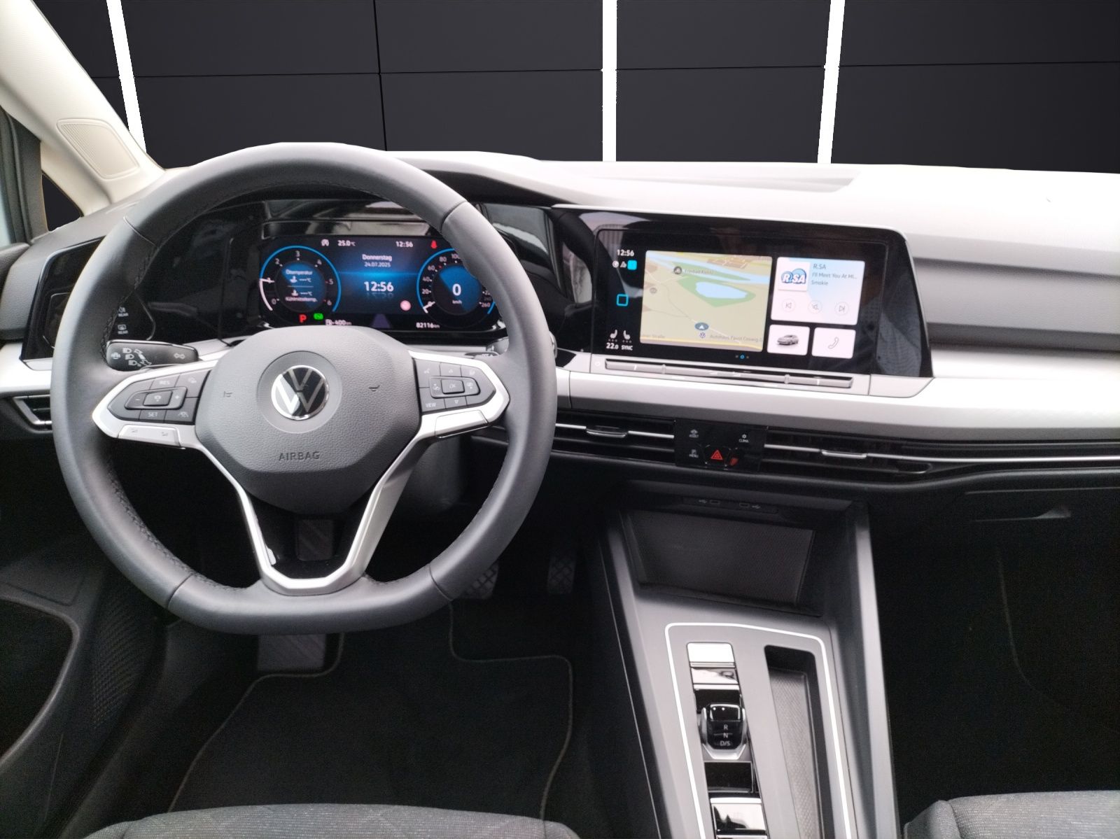 Volkswagen Golf VIII TDI Life DSG LED Navi AID ACC PDC SH foto 14