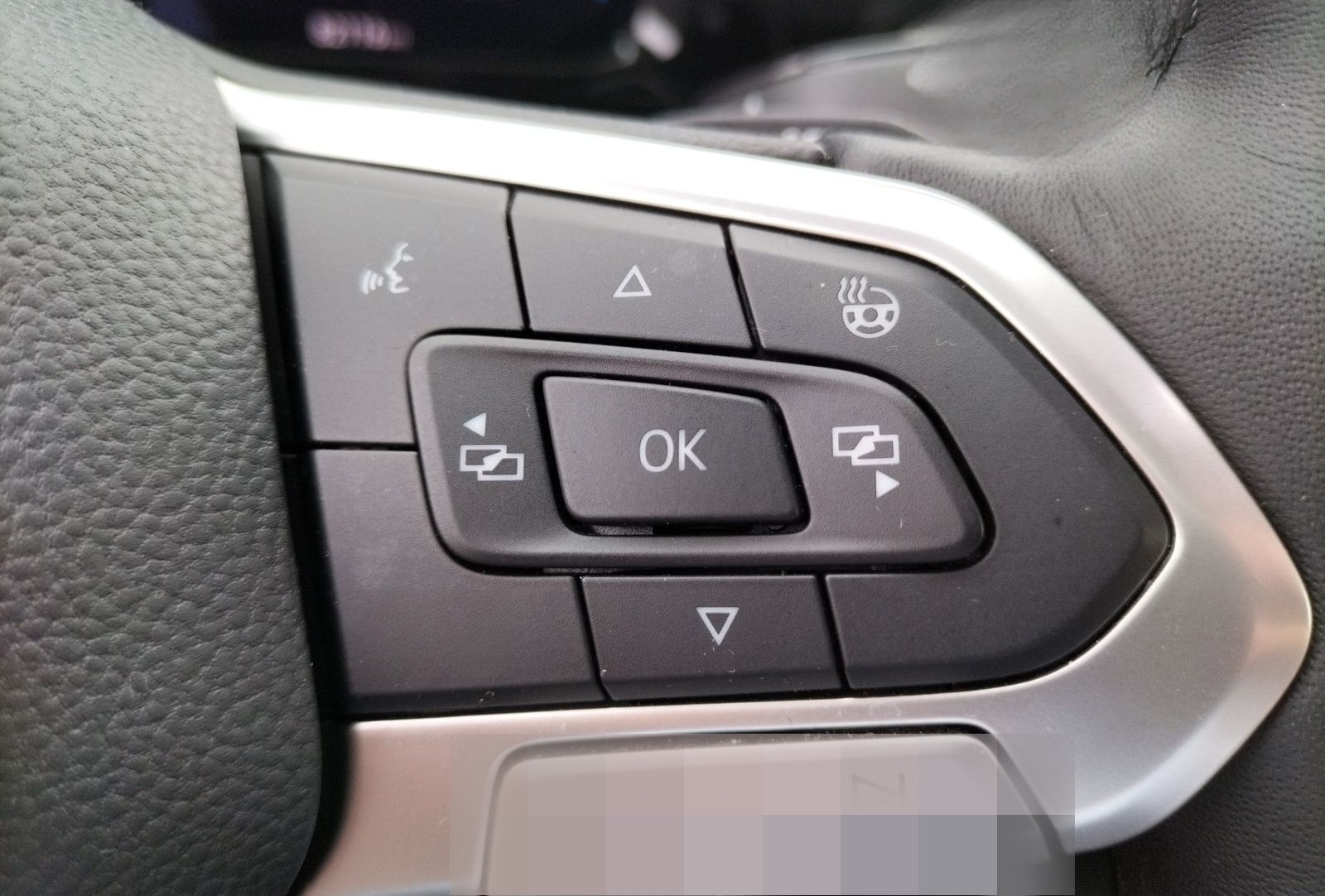 Volkswagen Golf VIII TDI Life DSG LED Navi AID ACC PDC SH foto 20