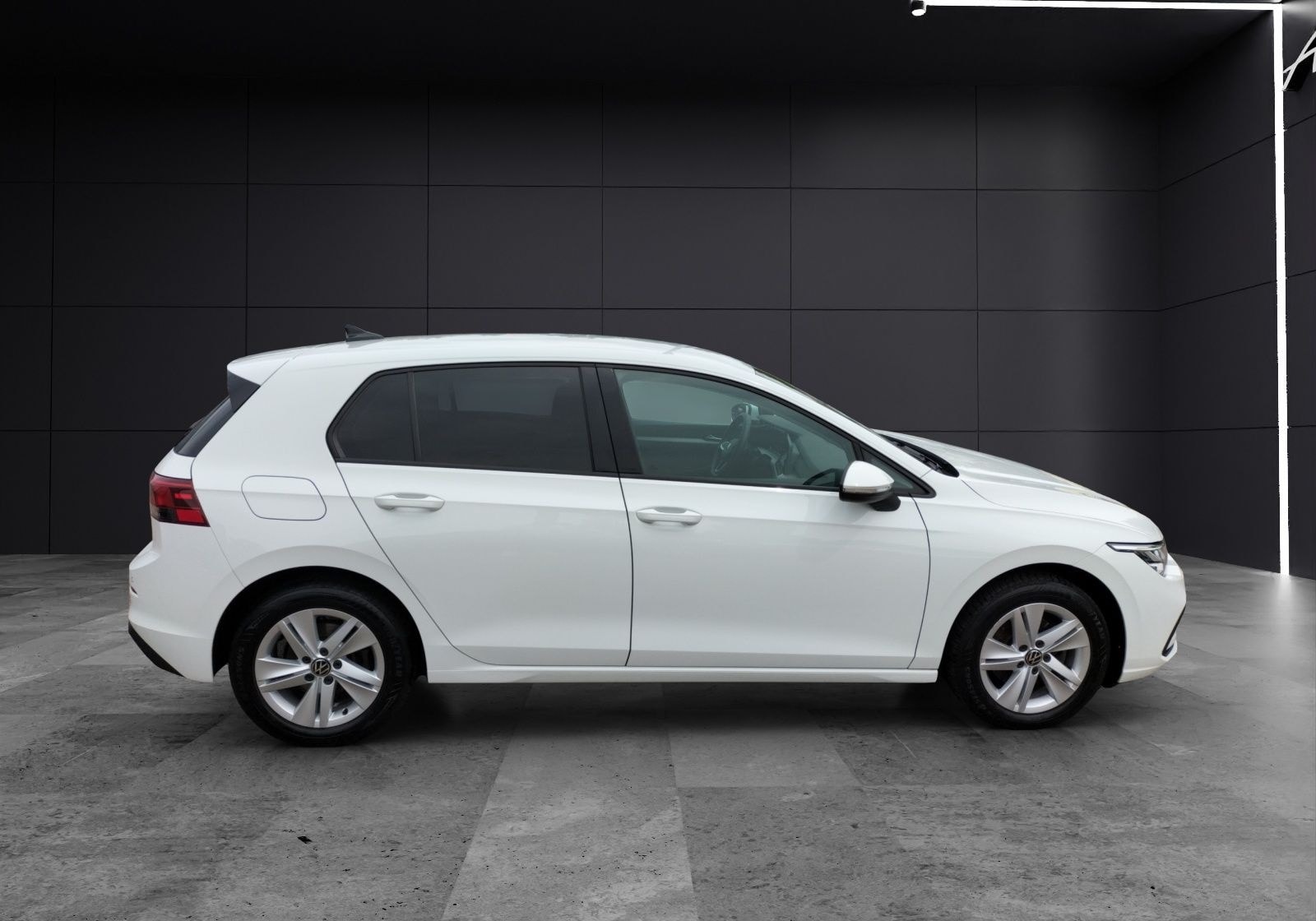 Volkswagen Golf VIII TDI Life DSG LED Navi AID ACC PDC SH foto 6