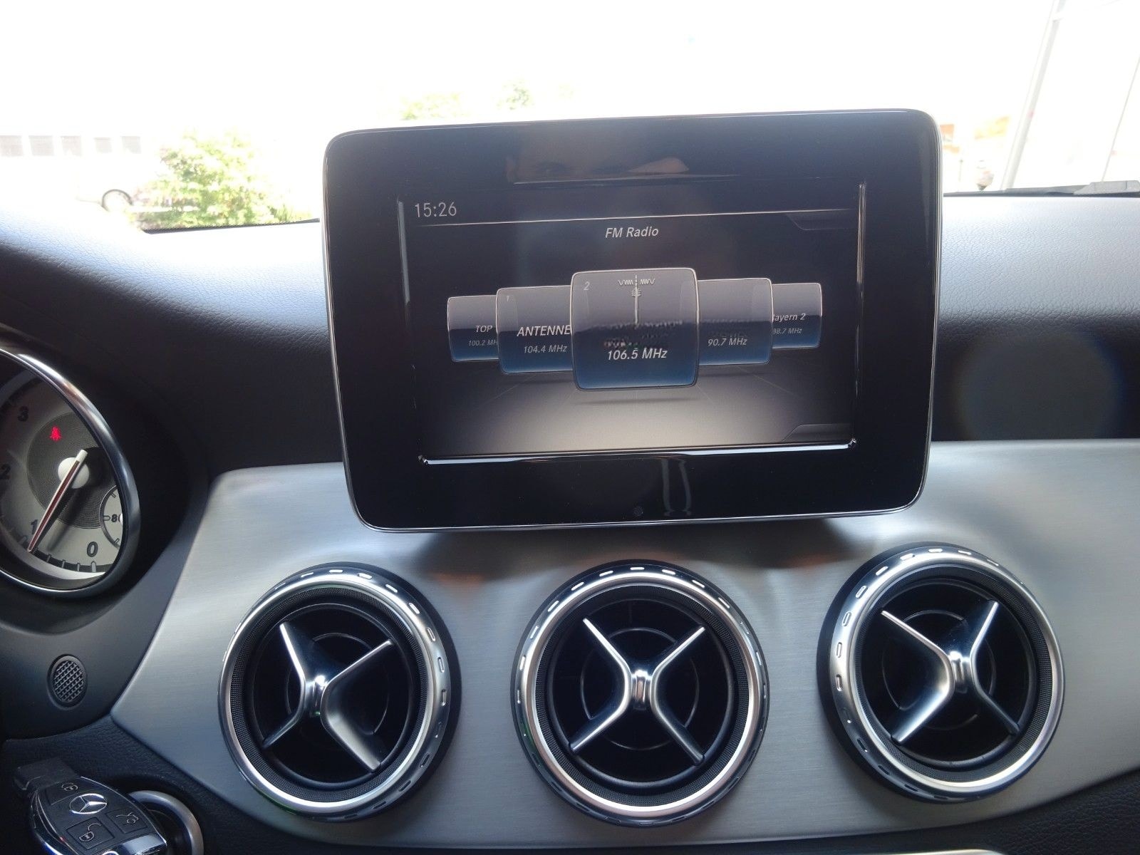 Mercedes-Benz GLA 220 CDI / d 4Matic AMG LINE foto 11