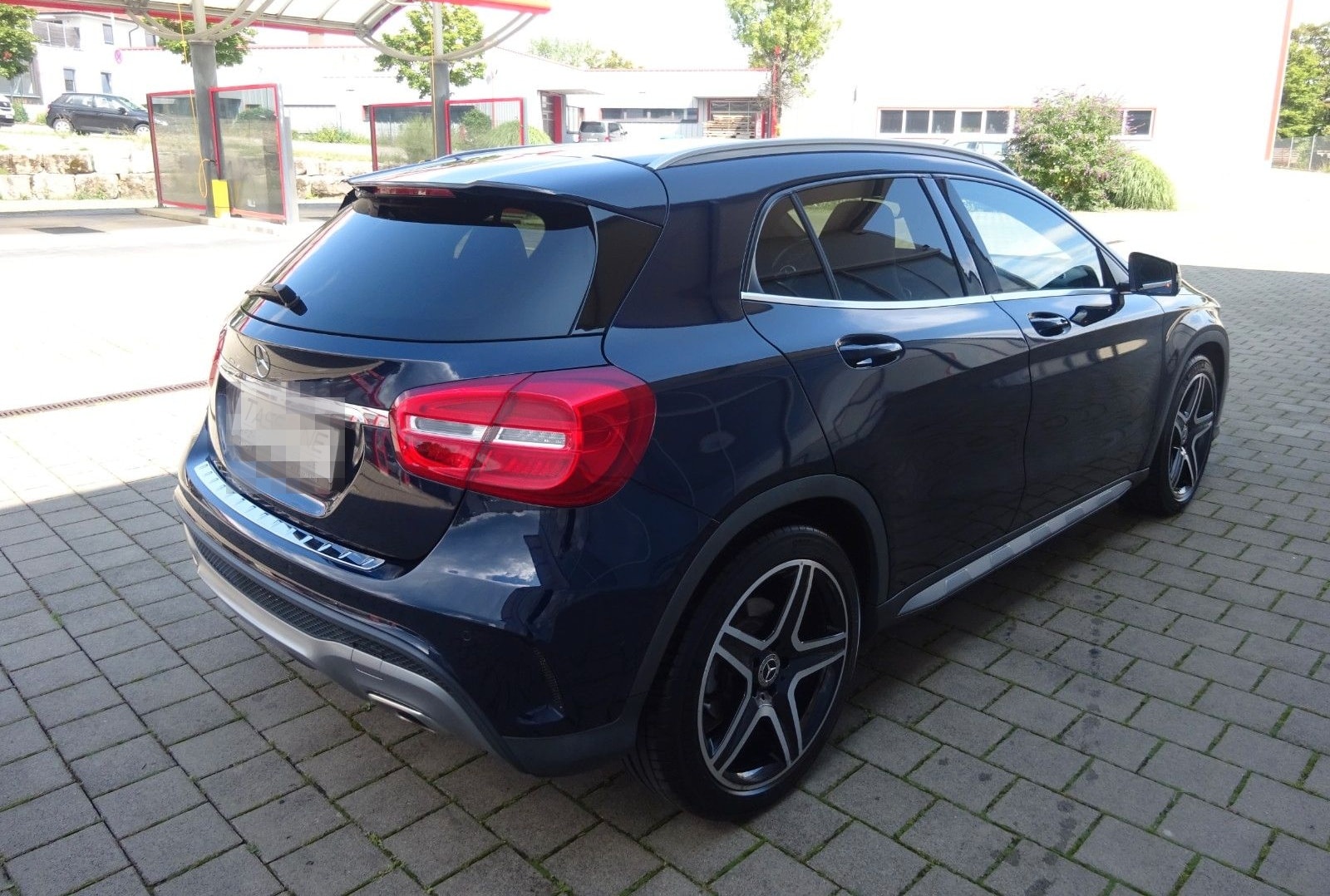 Mercedes-Benz GLA 220 CDI / d 4Matic AMG LINE foto 5