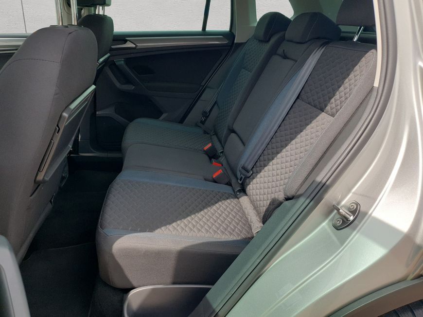 Volkswagen Tiguan 1.5 TSI ACT OPF DSG IQ.DRIVE Navi Allwett foto 16