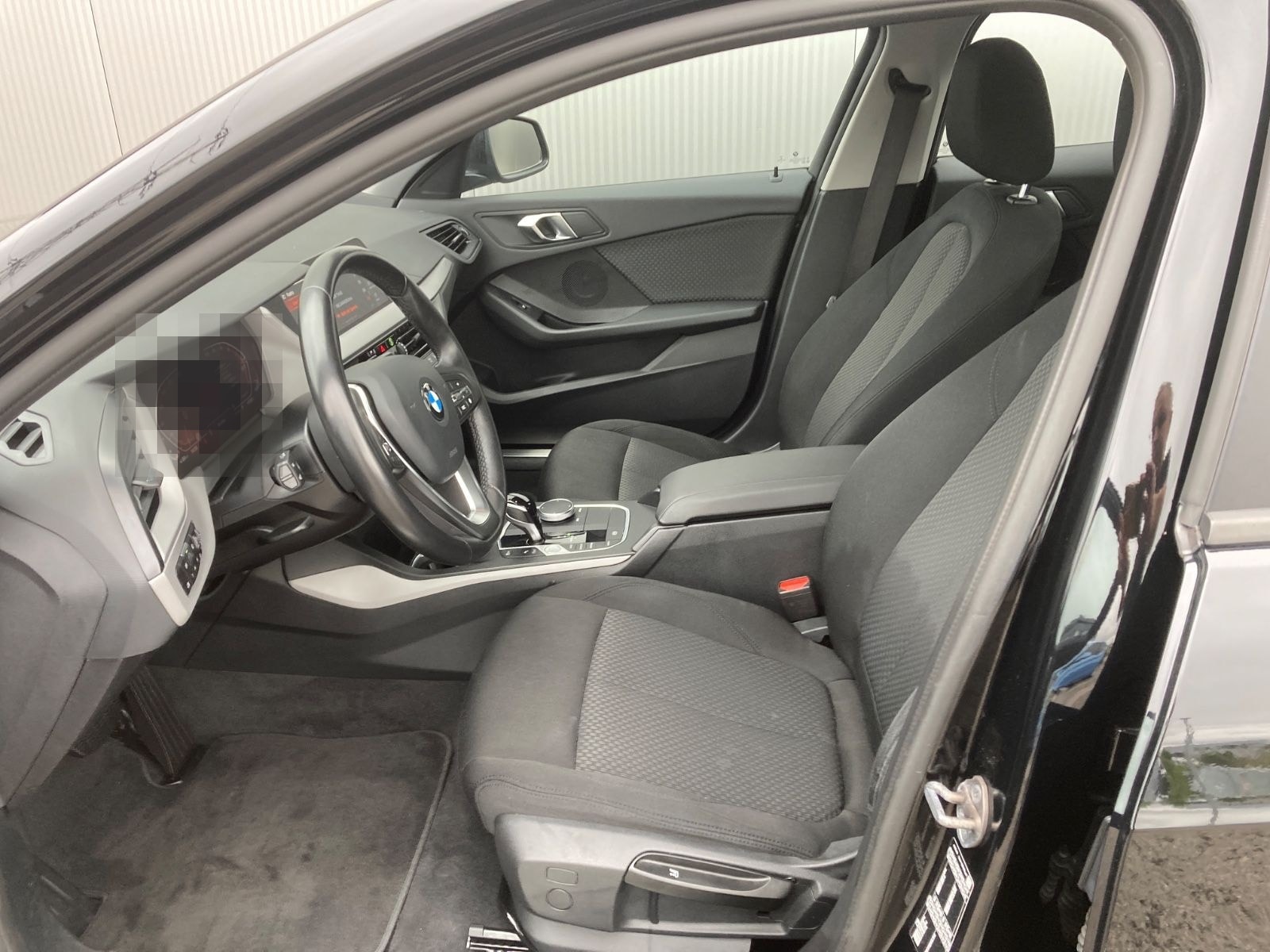 BMW 118i *PDC*Sitzheizung*PDC*Panoramadach*LED foto 11