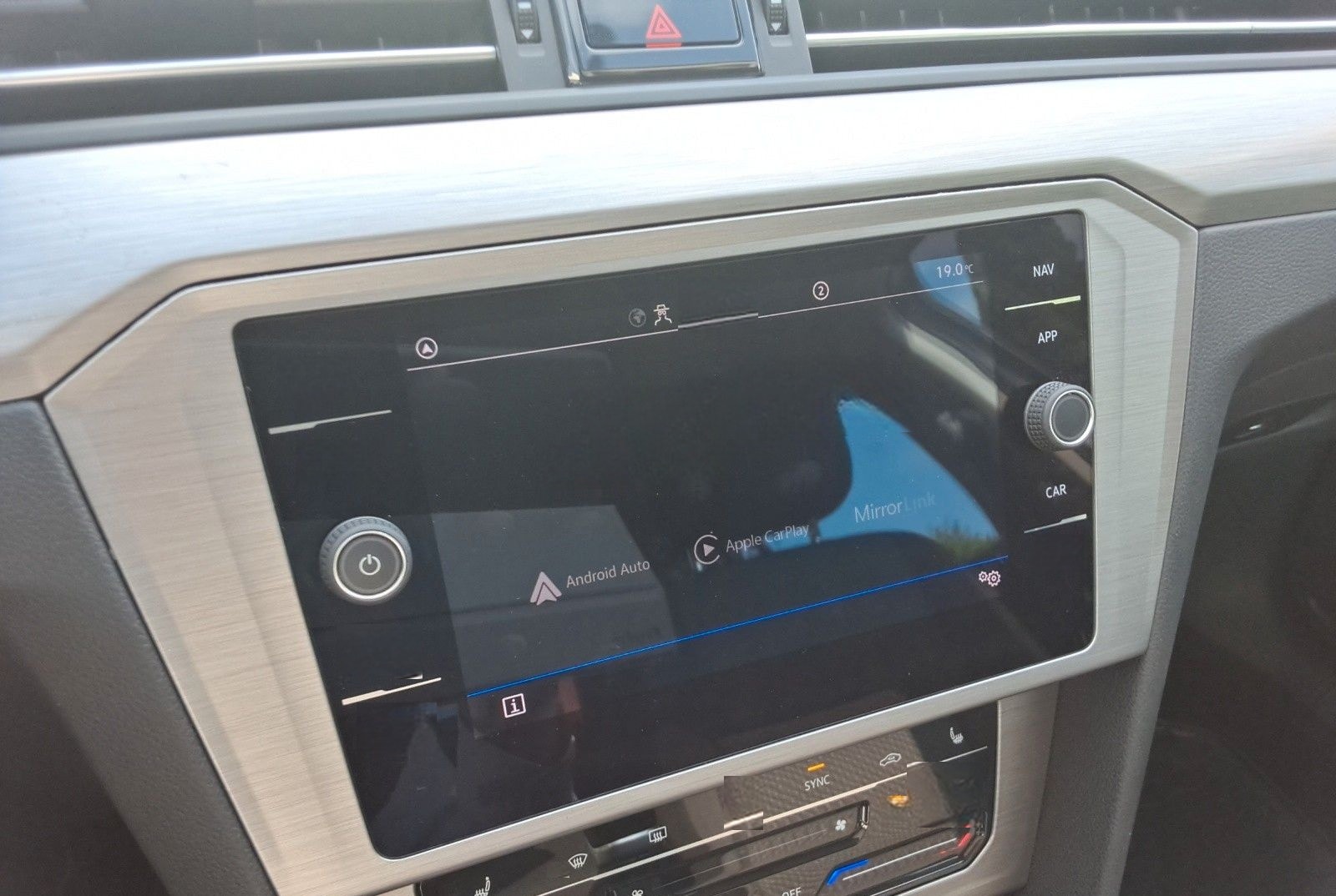 Volkswagen Passat Variant 2.0 TDI LED,ACC,Navi,APP,KAMERA foto 12