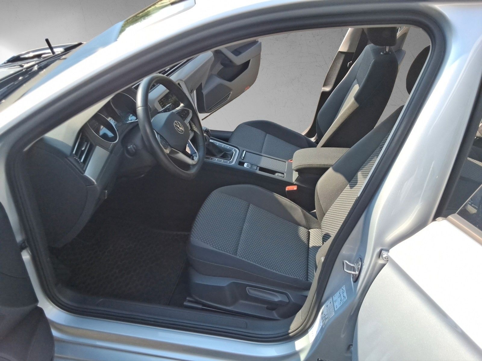 Volkswagen Passat Variant 2.0 TDI LED,ACC,Navi,APP,KAMERA foto 9