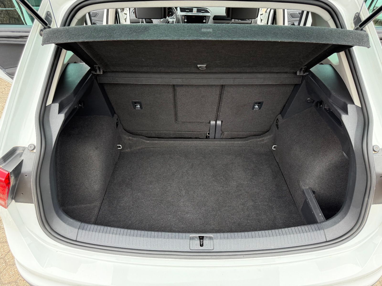 Volkswagen Tiguan Sound BMT/Start-Stopp DSG Automatik foto 20