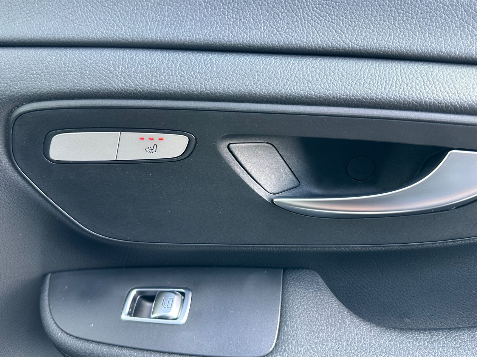 Mercedes-Benz V 220 LANG 9G-TR WEBASTO NAVI MBUX KAMERA 7-SITZ foto 17