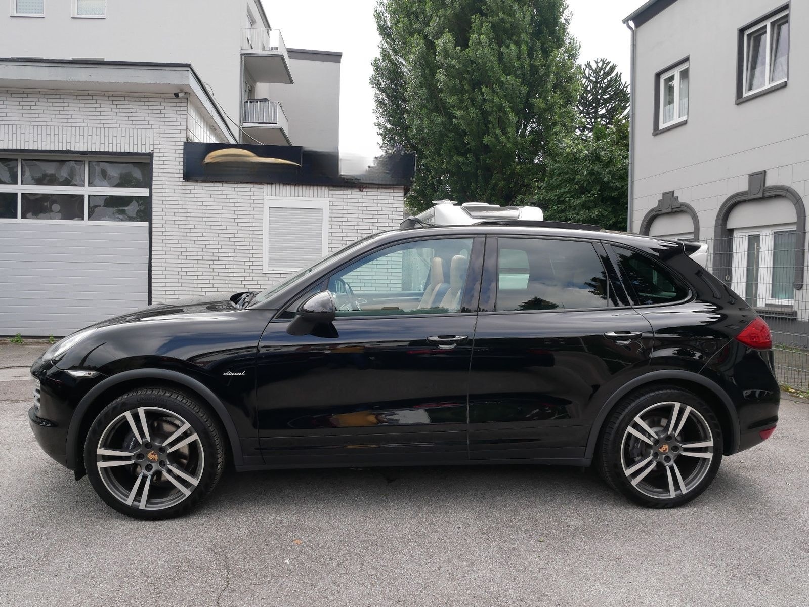 Porsche Cayenne Diesel Platinum Edition PDLS Pano Luftfe foto 2