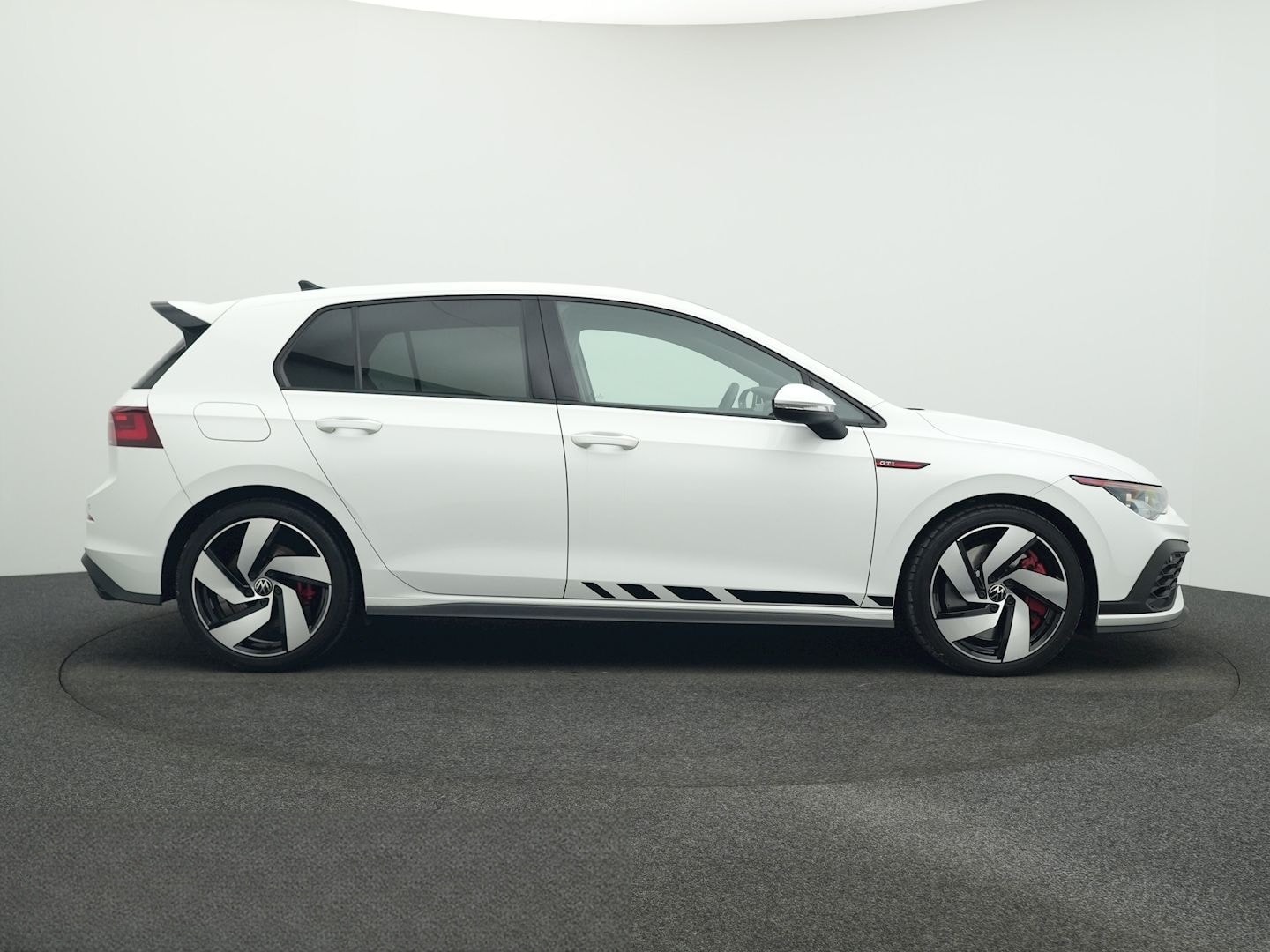 Volkswagen Golf GTI 8 2.0 TSI DSG Clubsport PANO KAMERA NAV foto 7